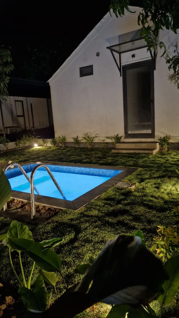 Private pool and cottage