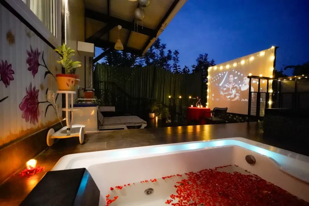 Signature Glamping open deck
