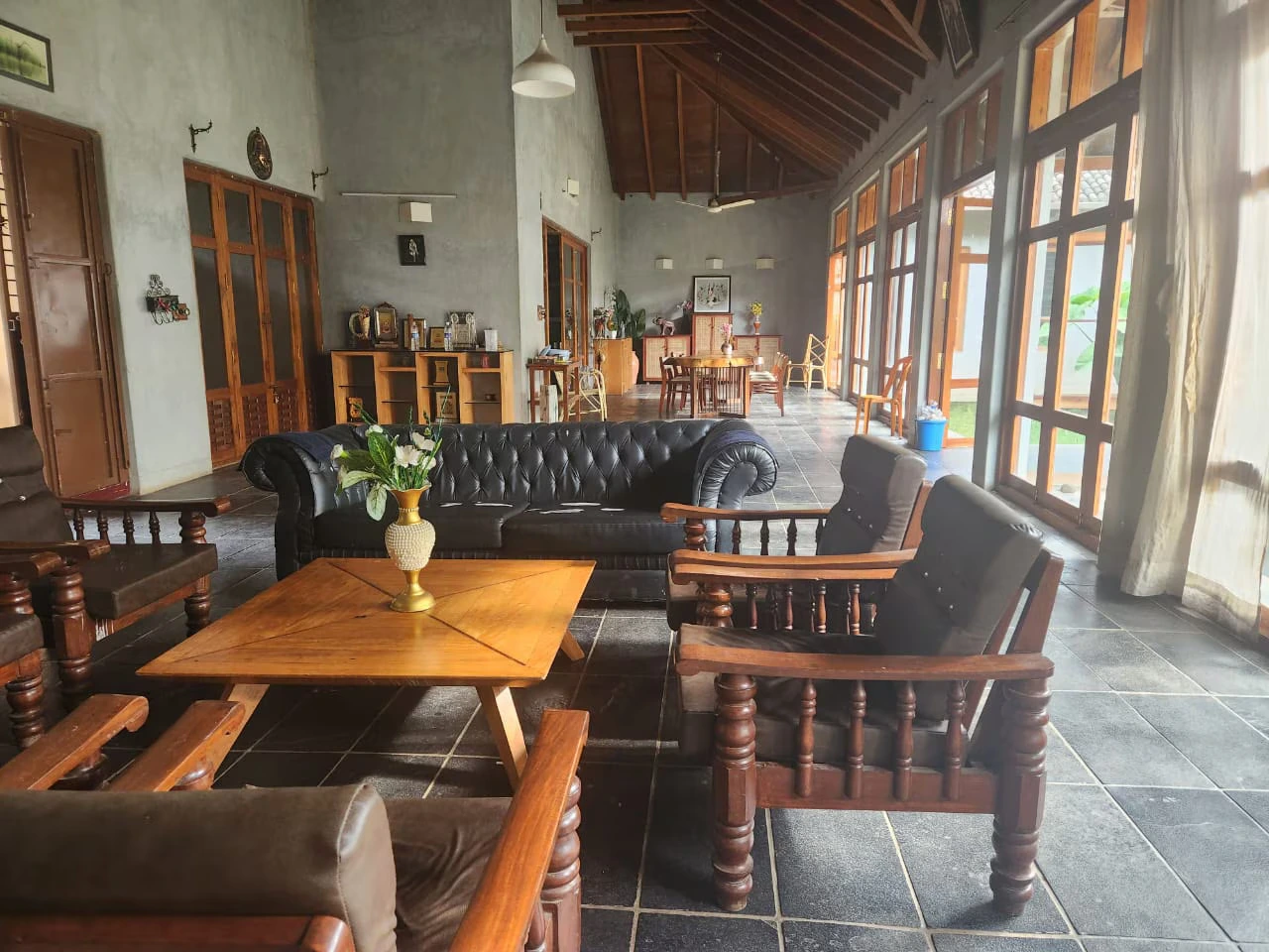 hotel-img