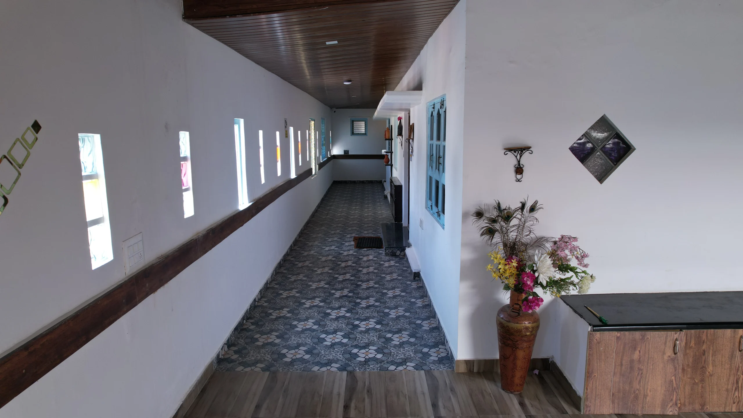 hotel-img