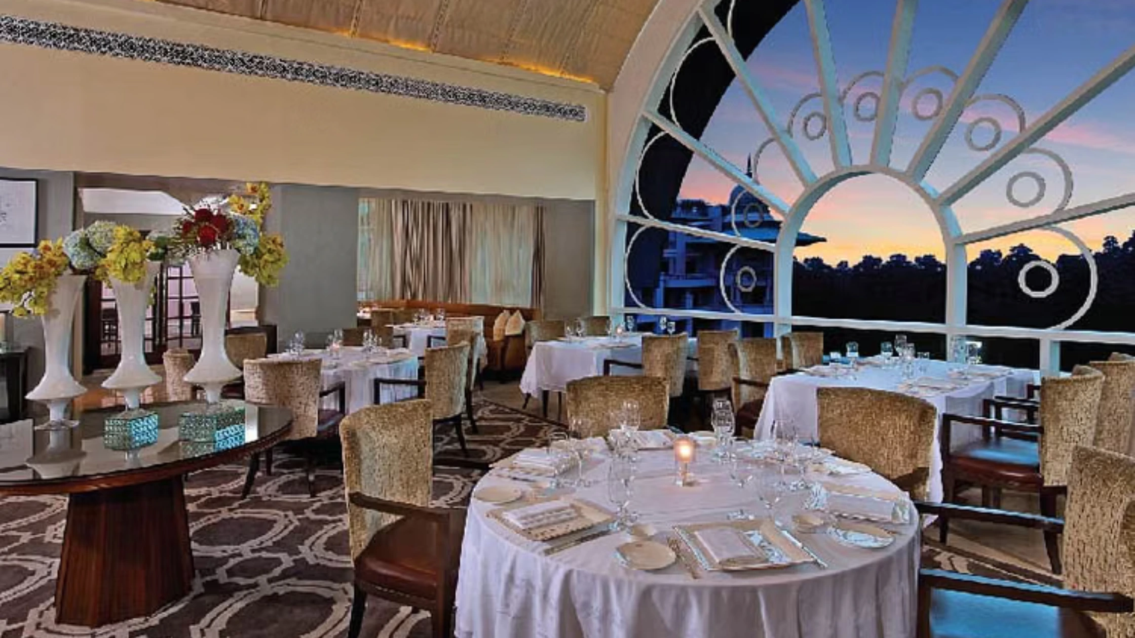 Le Cirque Signature -best dining places in bangalore